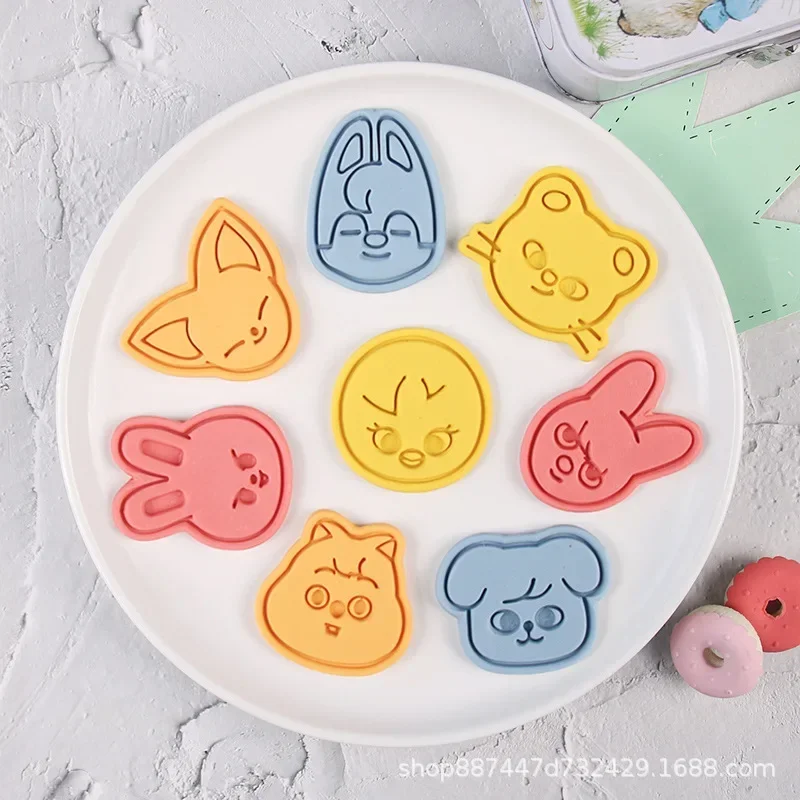Kitchen Tools In Baking - Anime S-Stray K-Kids Images Cookie Cutter